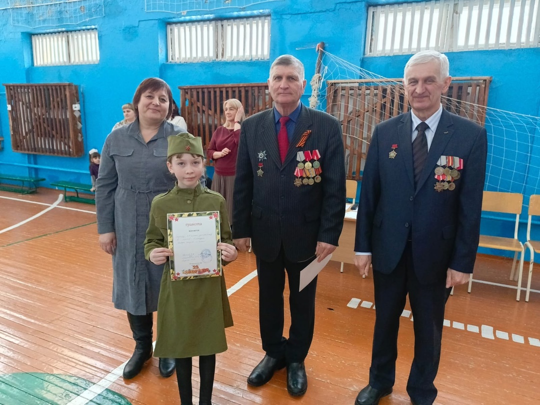 Патриотический конкурс &amp;quot;Смотр строя и песни&amp;quot;.